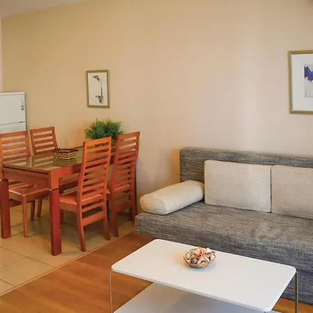 One-bedroom In Apartment